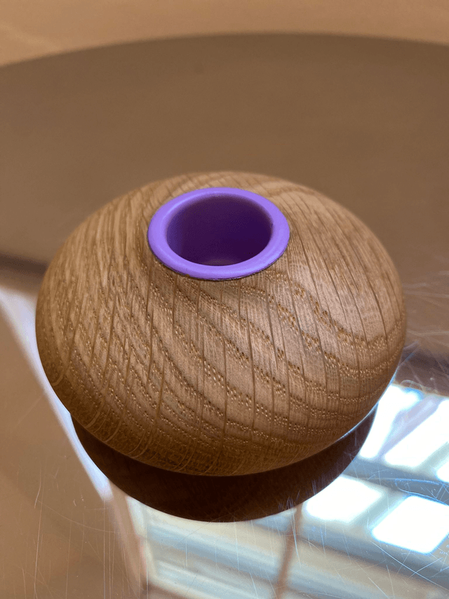 GØLAE Candle Holder / Oak / Lilac