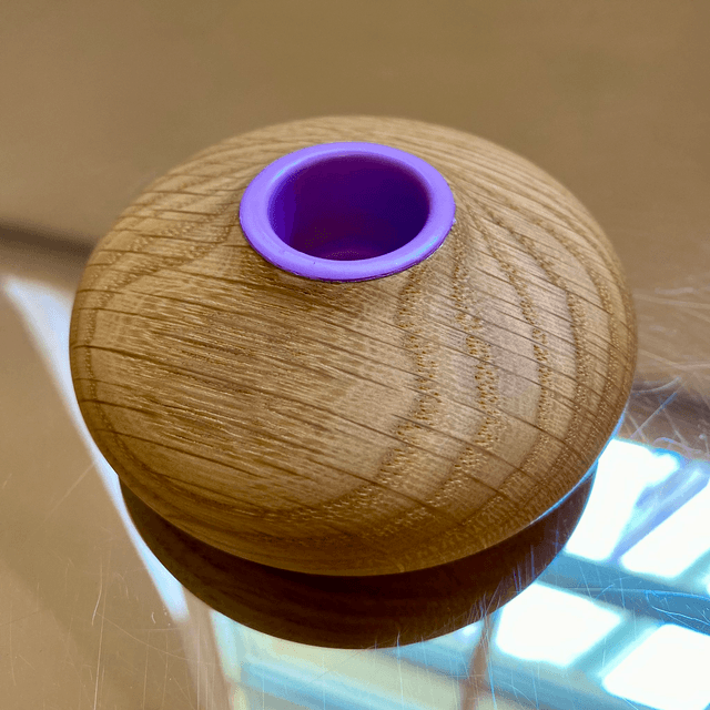 GØLAE Candle Holder / Oak / Lilac